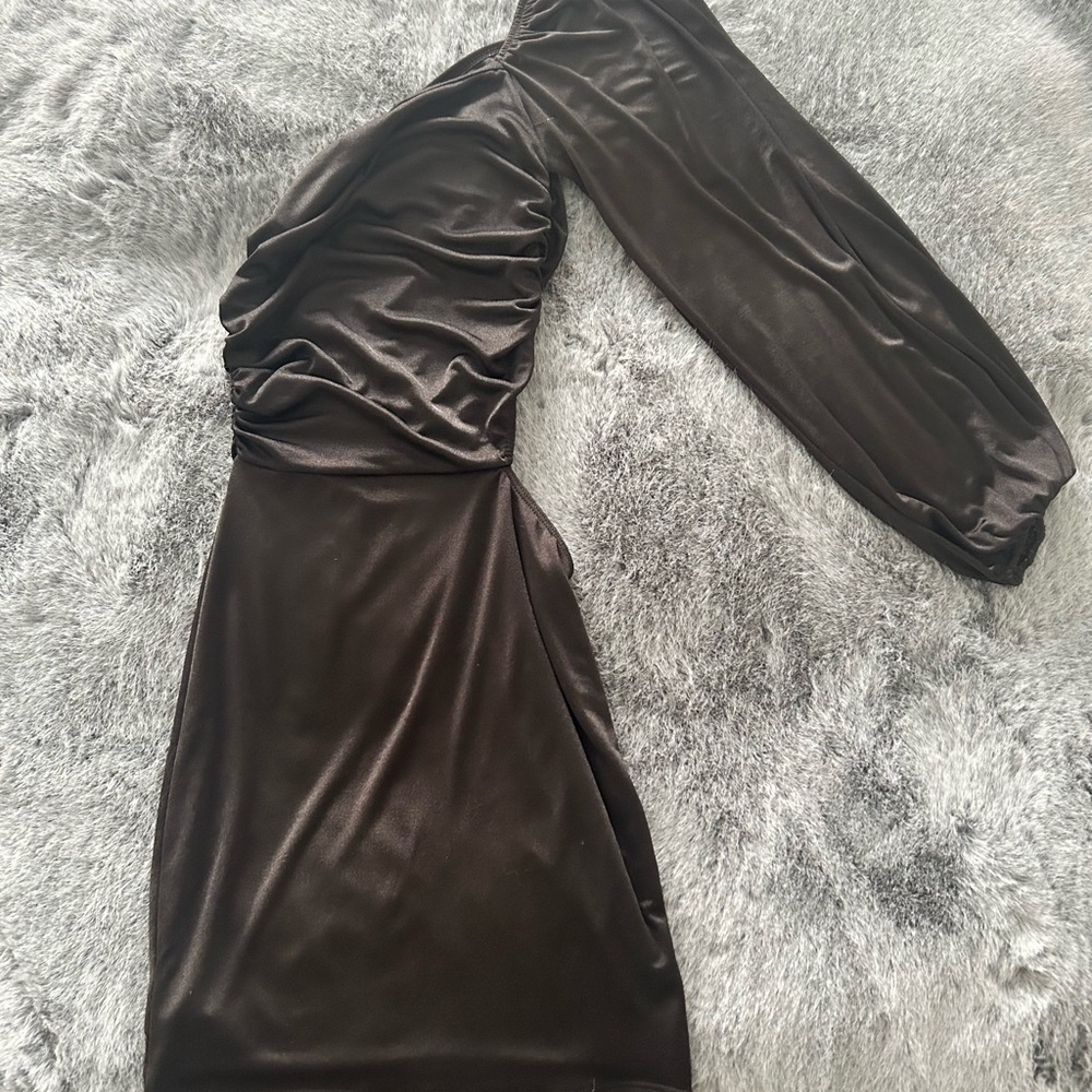 Elegant Black One-Shoulder Dress